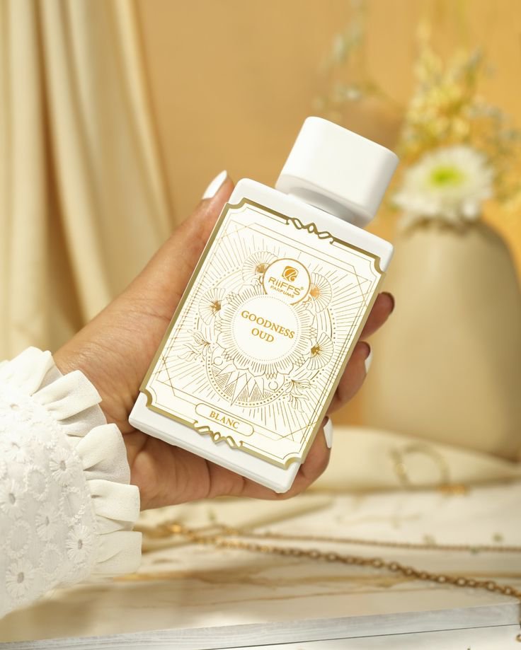 Goodness Oud Blanc Eau de Parfum Riiffss Unissex 4