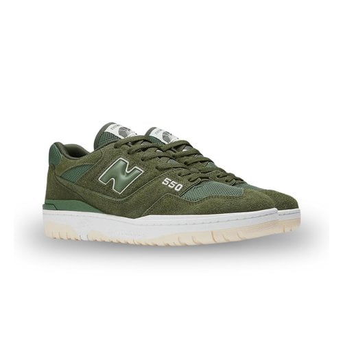TÊNIS BB550 NEW BALANCE .