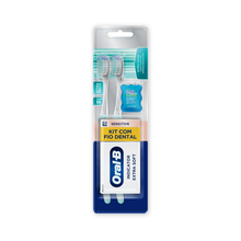 Kit Com 2 Escovas Dentais Oral-B + Fio Dental